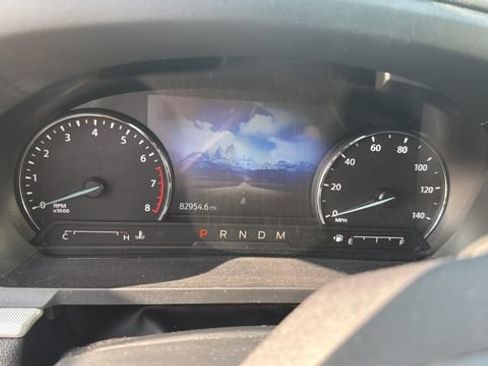 Used 2020 Ford Explorer XLT w/ Equipment Group 202A AWD/4WD image 10