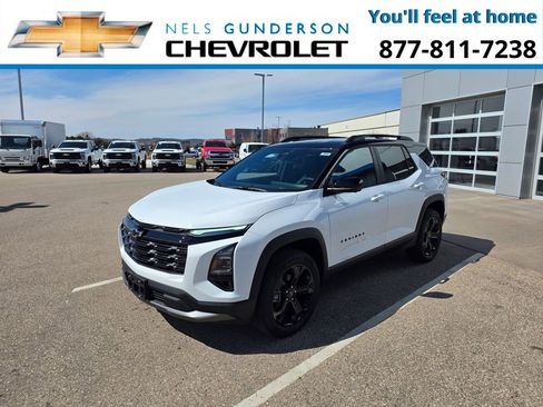 New 2026 Chevrolet Equinox LT w/ Convenience Package II AWD/4WD image 3