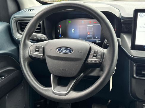 Used 2025 Ford Maverick XL image 24