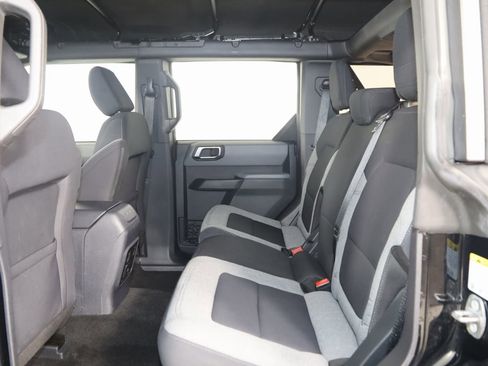 Used 2022 Ford Bronco 4-Door image 44