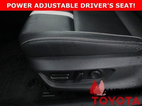 Certified 2025 Toyota Camry SE w/ Convenience Package image 10