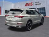 Used 2024 Mitsubishi Outlander SE image 6