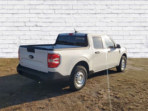 New 2025 Ford Maverick XL w/ Equipment Group 102A image 2