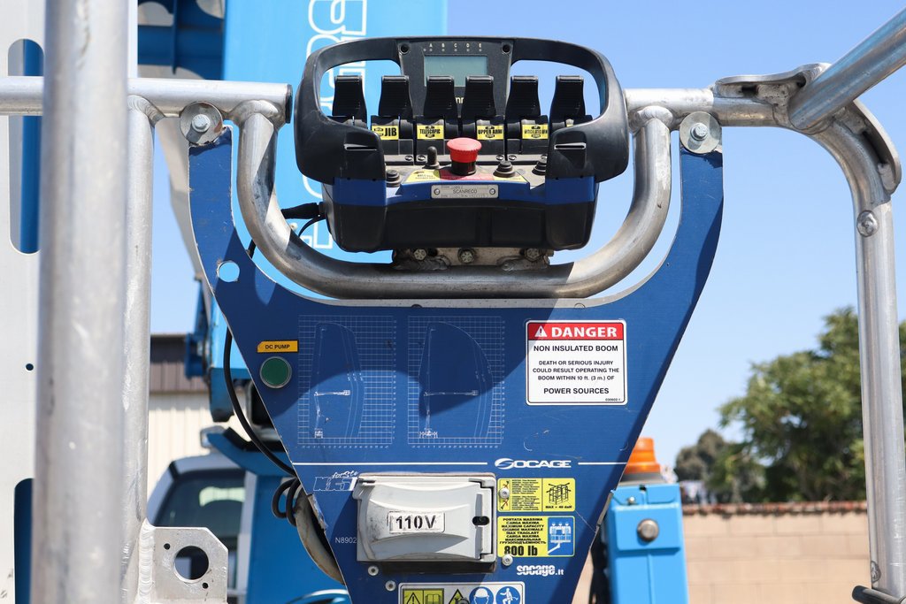Used 2019 Ford F650 2WD Regular Cab Super Duty image 14