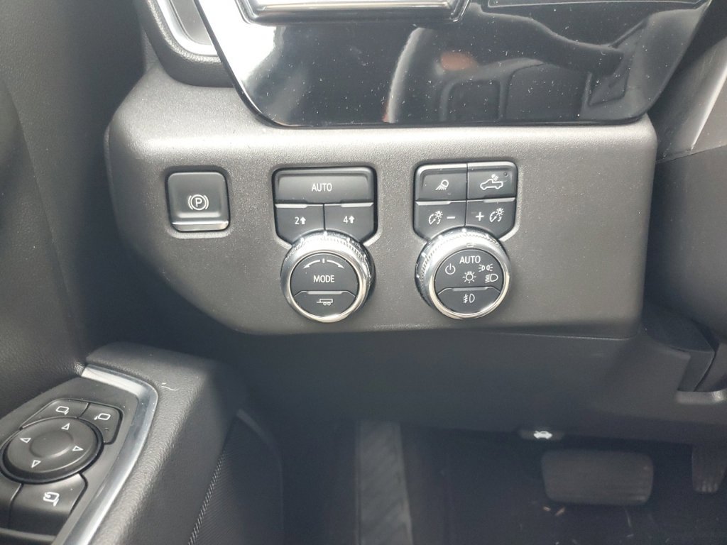 Used 2025 GMC Sierra 1500 SLT AWD/4WD image 30