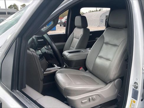 Certified 2022 Chevrolet Silverado 2500 LT w/ Convenience Package image 7