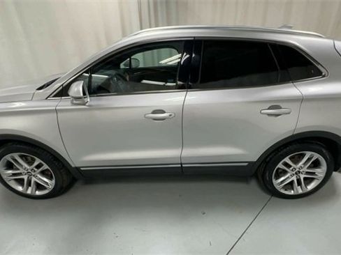 Used 2017 Lincoln MKC Reserve w/ Lincoln MKC Climate Package image 5