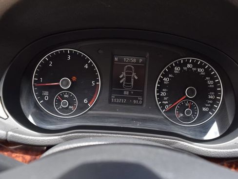 Used 2013 Volkswagen Passat TDI SEL Premium FWD image 68