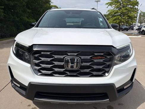 Used 2024 Honda Passport TrailSport image 8