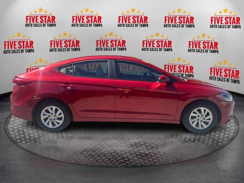 Used 2018 Hyundai Elantra SE FWD image 8