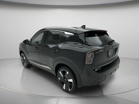 Used 2025 Nissan Kicks SR AWD/4WD image 7
