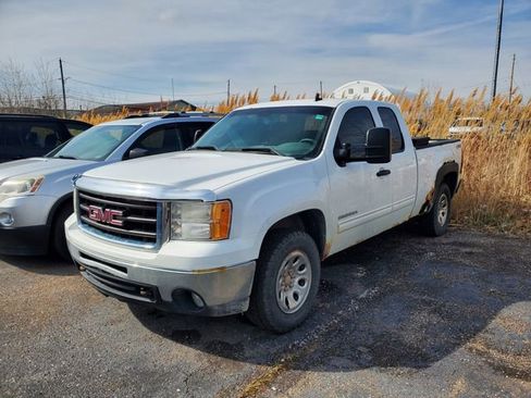 Used 2011 GMC Sierra 1500 SLE image 1