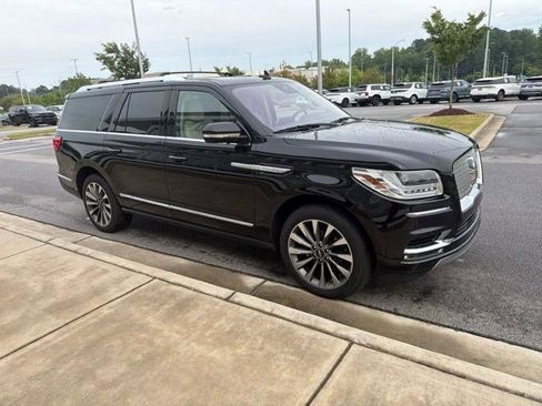 Used 2020 Lincoln Navigator L Reserve w/ Luxury Package AWD/4WD image 21