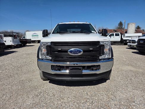 Used 2019 Ford F550 4X4 4dr Crew Cab 179.8 203.8 i image 2