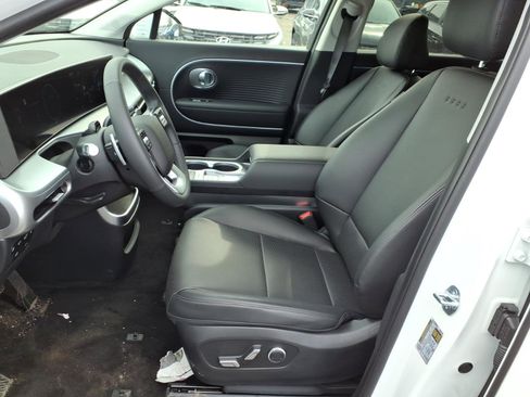 New 2026 Hyundai Ioniq 9 SEL image 4