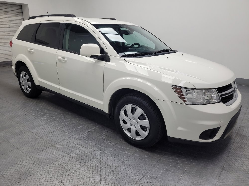 Used 2018 Dodge Journey SXT w/ Connectivity Group FWD image 11