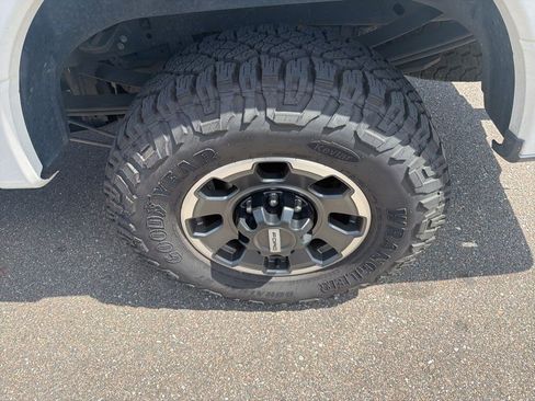Used 2019 Ford F250 Lariat w/ Lariat Ultimate Package AWD/4WD image 4