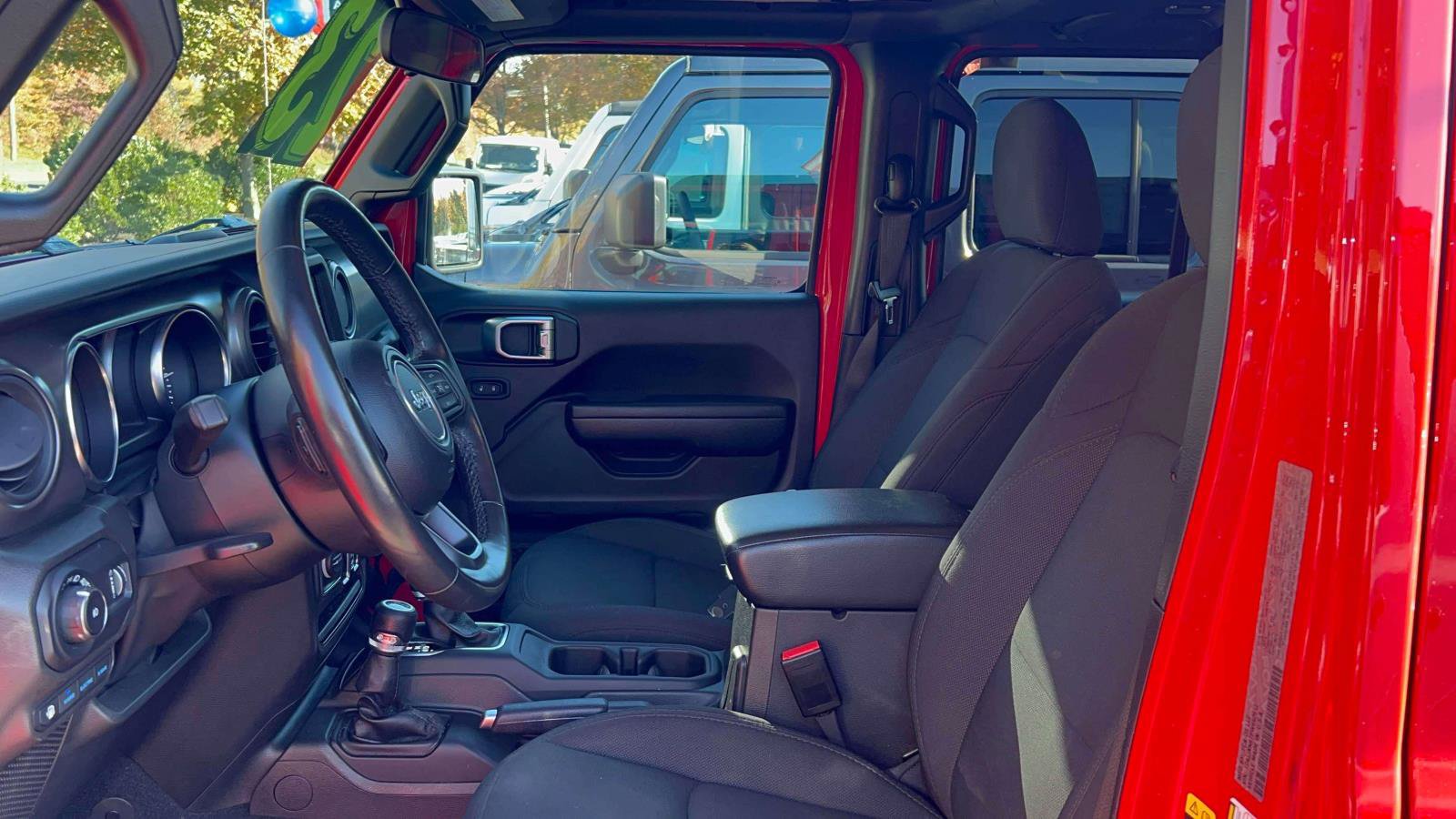 Used 2023 Jeep Wrangler Unlimited w/ Cold Weather Group AWD/4WD image 26