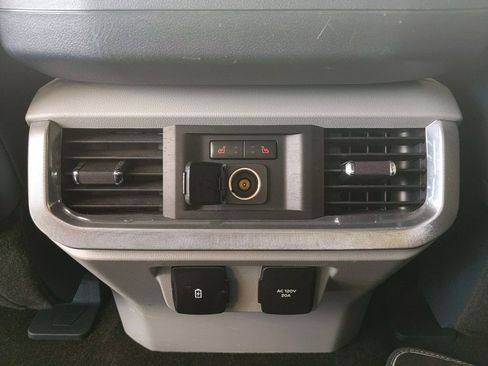 Used 2021 Ford F150 Limited AWD/4WD image 17