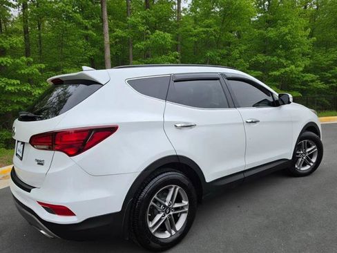 Used 2018 Hyundai Santa Fe Sport w/ 2.4L Tech Package 04 AWD/4WD image 4