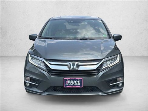Used 2018 Honda Odyssey Elite image 2