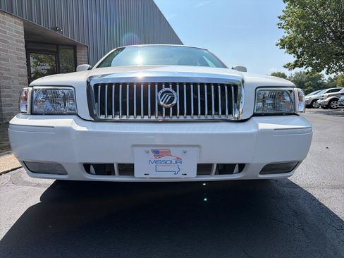 Used 2008 Mercury Grand Marquis GS RWD image 13