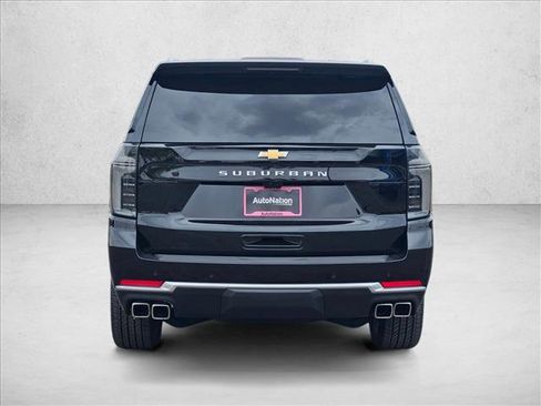 Used 2026 Chevrolet Suburban High Country AWD/4WD image 7