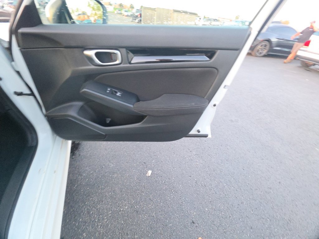 Certified 2024 Honda Civic EX image 30