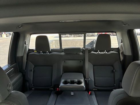 Used 2025 Chevrolet Silverado 2500 LT w/ Safety Package image 26