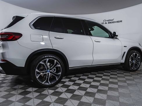 Used 2023 BMW X5 xDrive45e w/ Parking Assistance Package image 3
