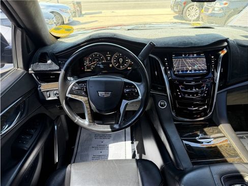 Used 2015 Cadillac Escalade ESV Platinum AWD/4WD image 47