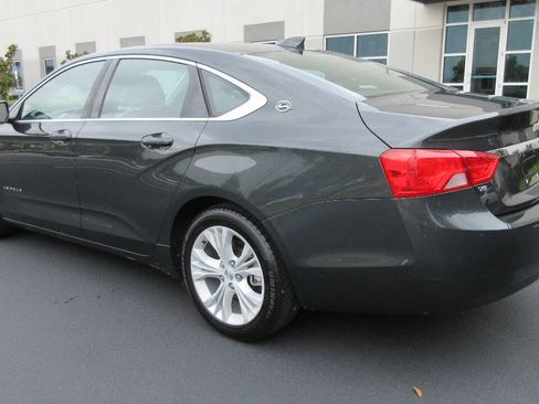 Used 2015 Chevrolet Impala LT FWD image 3