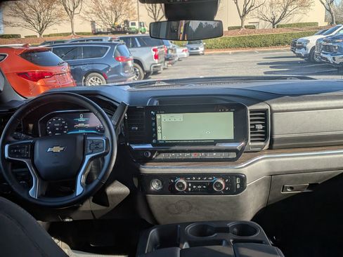 Certified 2024 Chevrolet Silverado 1500 LT image 20