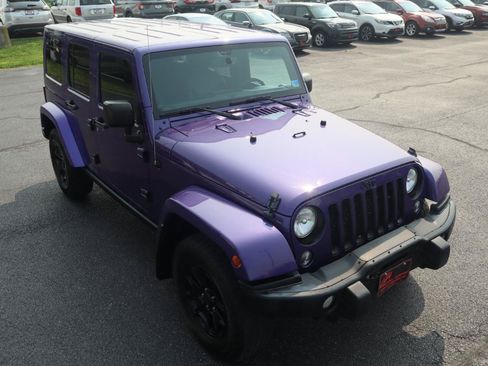 Used 2016 Jeep Wrangler Unlimited Sahara AWD/4WD image 12