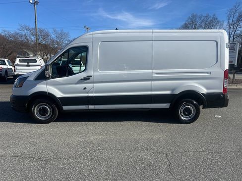 Used 2020 Ford Transit 250 Medium Roof image 6