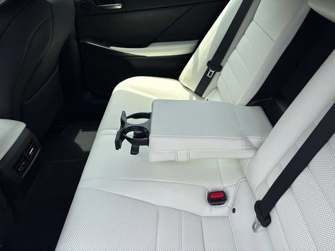 Used 2022 Lexus IS 350 F Sport RWD image 27