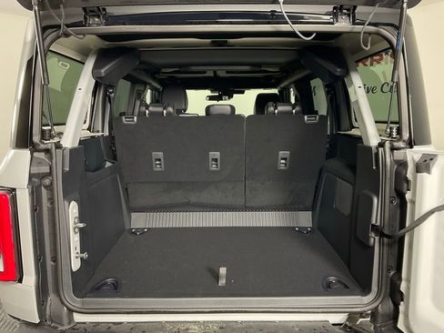 New 2026 Ford Bronco Badlands image 11