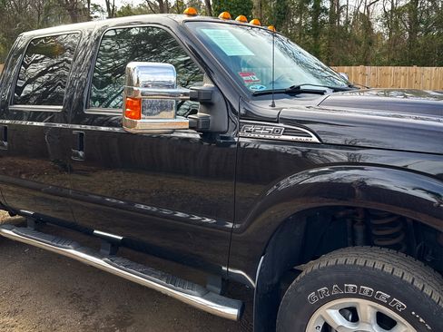 Used 2016 Ford F250 Lariat w/ Lariat Ultimate Package image 19