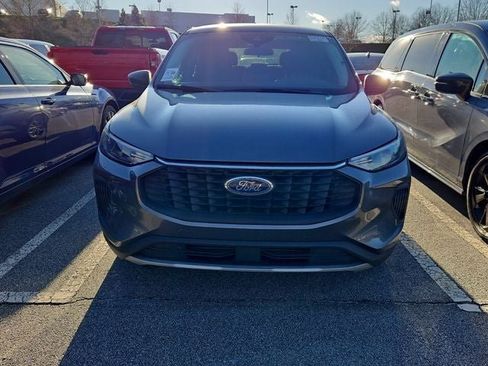 Used 2024 Ford Escape Active w/ Cold Weather Package image 3