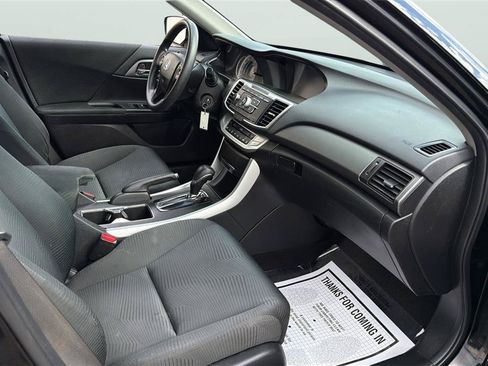 Used 2015 Honda Accord LX image 15