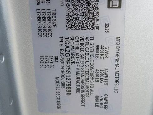 New 2025 Chevrolet Express 3500 LT w/ LT Preferred Equipment Group RWD image 21