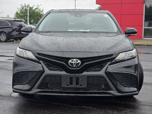 Used 2022 Toyota Camry SE AWD/4WD image 9