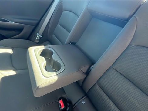 Used 2024 Chevrolet Malibu LT image 34