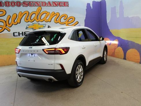 Used 2023 Ford Escape Active image 8