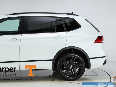 Used 2024 Volkswagen Tiguan SE R-Line AWD/4WD image 43