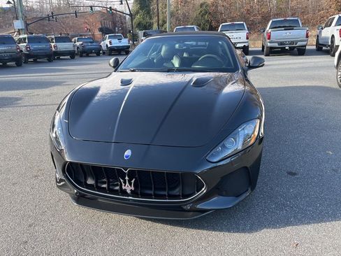 Used 2018 Maserati GranTurismo MC image 4