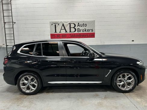 Used 2022 BMW X3 xDrive30i w/ Convenience Package AWD/4WD image 2