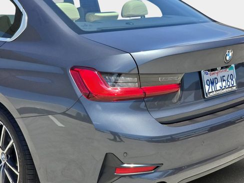 Used 2021 BMW 330e w/ Convenience Package RWD image 38