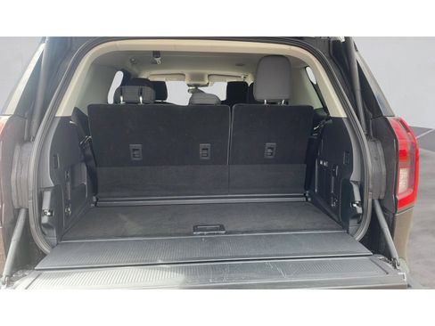 Used 2025 Ford Expedition Active AWD/4WD image 14