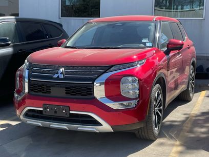 Used 2024 Mitsubishi Outlander SE
